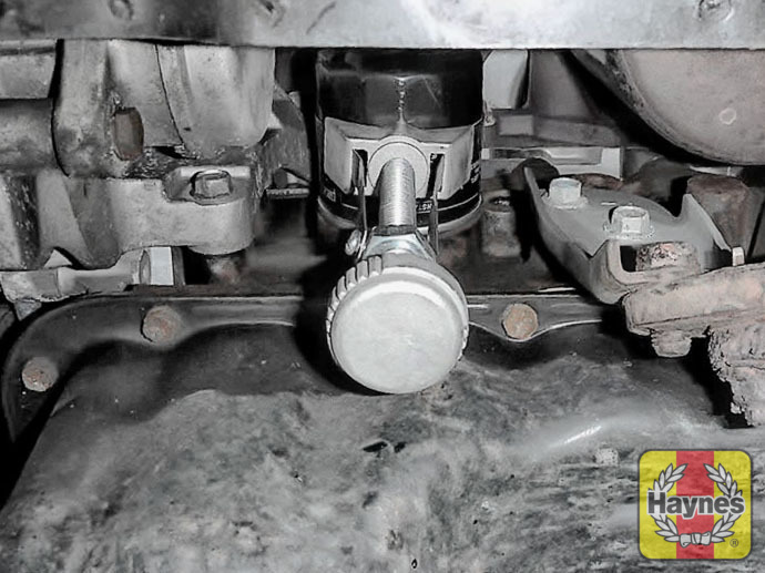 Chevrolet Matiz (2005 2011) 1.0 (995cc) Oil filter change Haynes