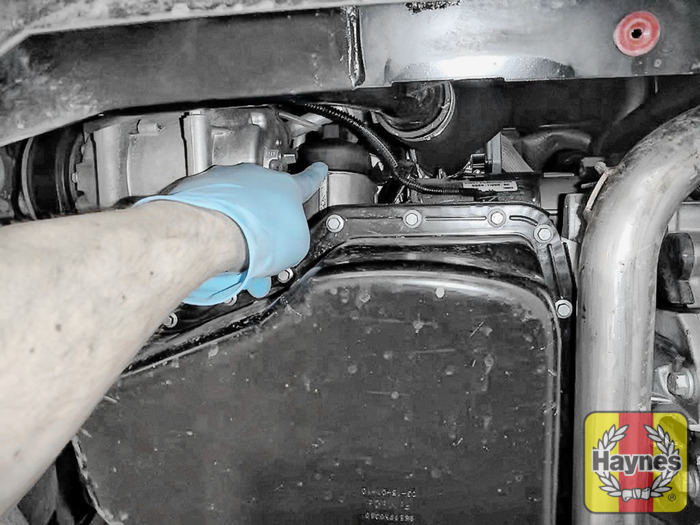 Ford SMAX (2006 2015) 2.2 TDCi Oil filter change Haynes Publishing