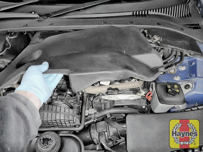 Jaguar SType (1998 2007) 2.7 TDV6 Oil filter change Haynes