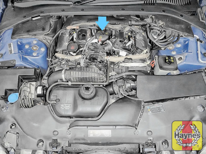 Jaguar SType (1998 2007) 2.7 TDV6 Oil filter change Haynes