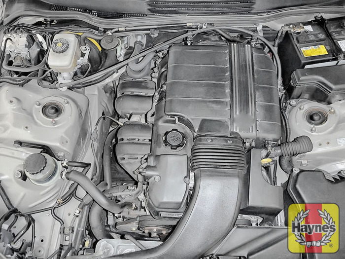 Lexus IS (1999 - 2005) 200 - Oil filter change - Haynes Publishing Lexus IS (1999 - 2005) 200 - Oil filter change - Haynes Publishing