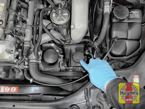 steering fluid mercedes 2002 power reservoir cdi located e320 checking benz class gloves always wear