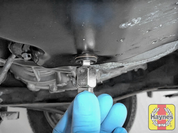 Nissan Qashqai (2007 2013) 2.0 DCi Oil change Haynes Publishing