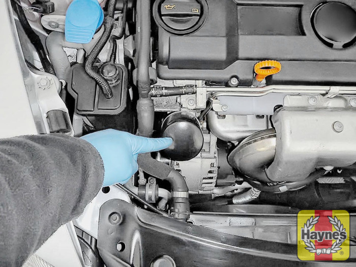 Skoda Octavia (2011 2017) 1.4 TSi Oil filter change Haynes Publishing