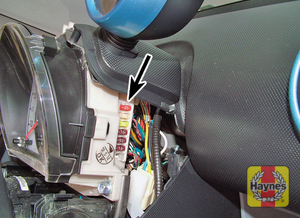 Toyota Aygo (2005 - 2011) 1.0 VVT-i - Fusebox and diagnostic socket