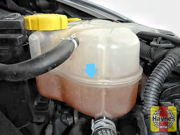 Vauxhall Corsa (2006 2010) 1.6 T VXR Checking coolant level