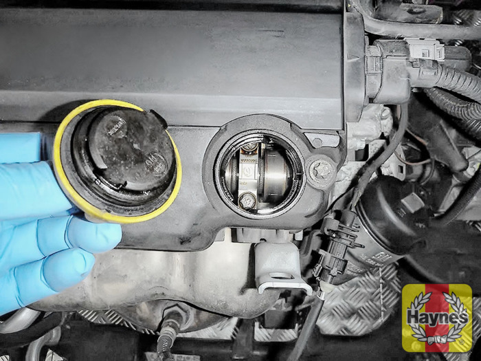 Vauxhall Meriva (2003 2010) 1.4 16v Oil filter change Haynes