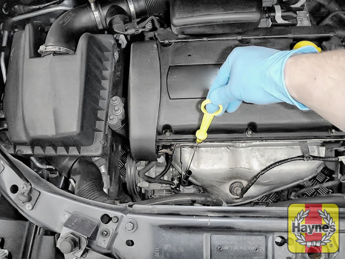 Vauxhall Zafira (2009 2014) 1.6 16v Vacuum oil extraction Haynes