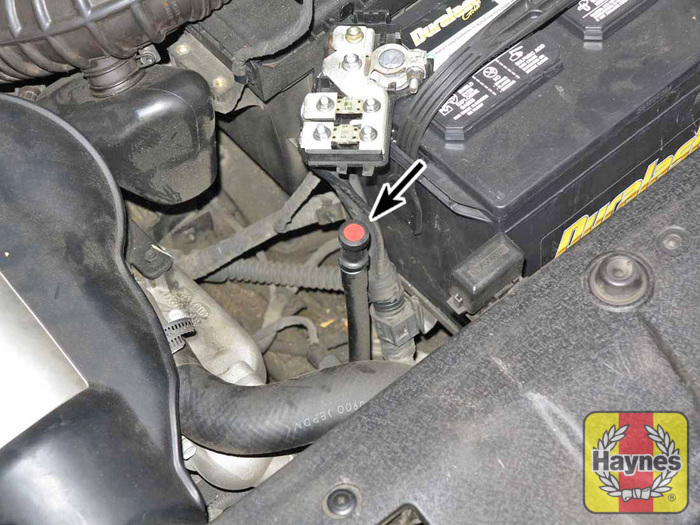 Kia Sedona (2002 2014) 3.5 V6 Fluid level checks Haynes Publishing