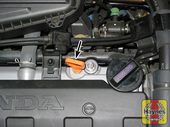 Honda Civic (2001 2011) 1.8 Fluid level checks Haynes Publishing