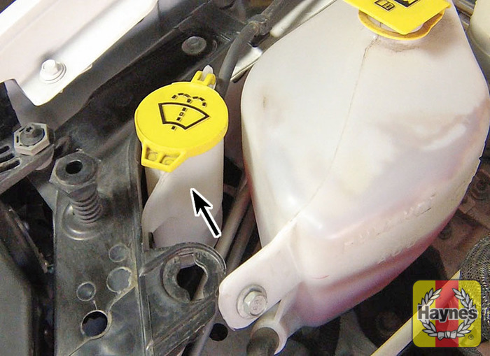 Dodge Avenger (2008 2014) 2.4 Fluid level checks Haynes Publishing